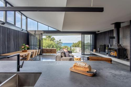 Forest Beach House I Private Properties