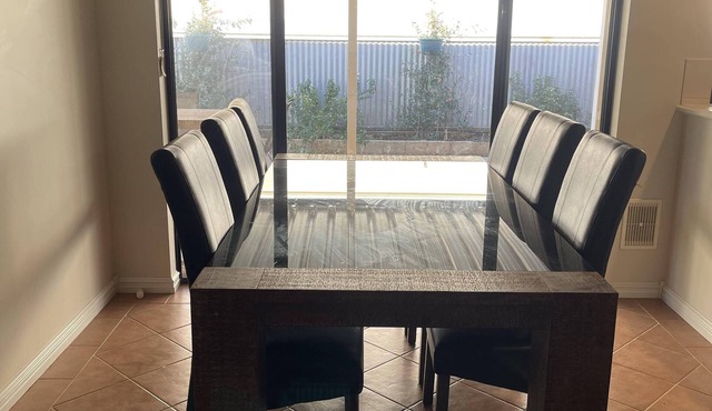 Four bedroom family home with pool