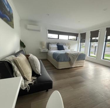 Four Square Short Stay Accommodation Railton