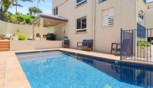 Four, Villa Mar Colina