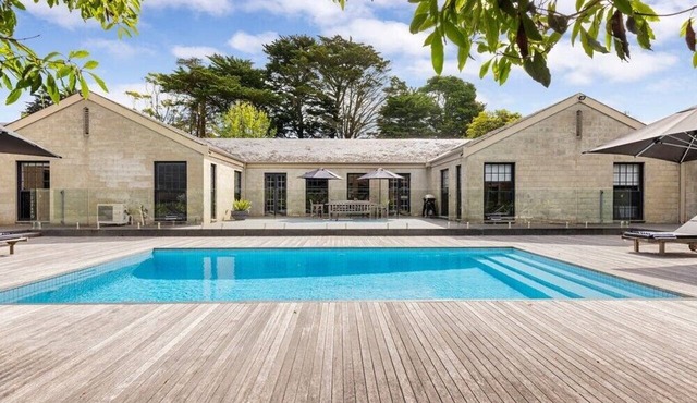 Franklin House: 5 BR, 5.5 BA House in Portsea, Sleeps 10