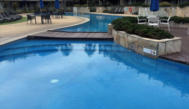 Free resort & easy beach and town access