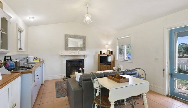 Freshwater Creek Cottages and Farm Stay