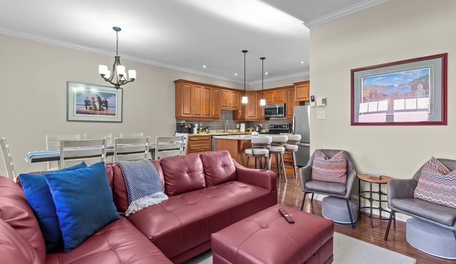 Freshwater Joys | 4BR Jellybean Home Near Downtown in St. John's