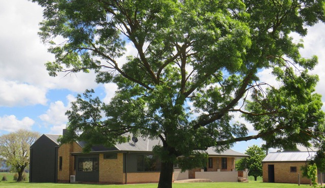 Friday's - Family Accommodation