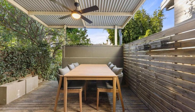 Glebe Retreat with Parking & Outdoor Dining
