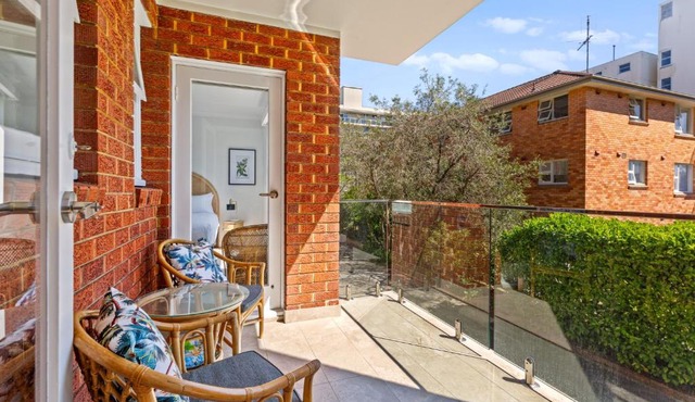 Gorgeous 3-Bed Manly Pad Short Walk to the Beach