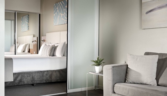 Grand Hotel and Apartments Townsville