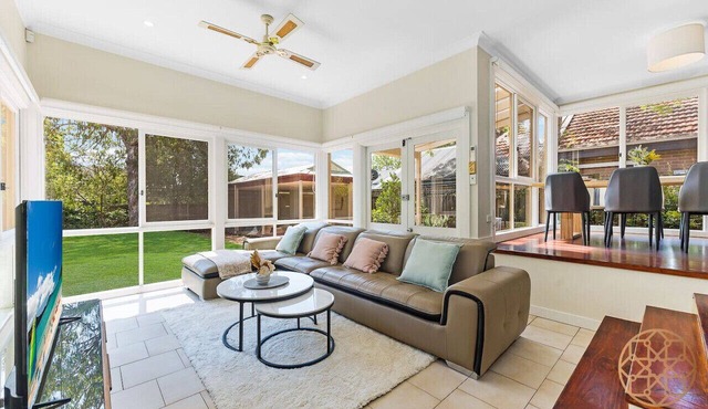 Greenwich/Near Pier/Seaside 6 Bedroom Villa/CBD/Walk to Seaside/Near Train Station/Party Holiday