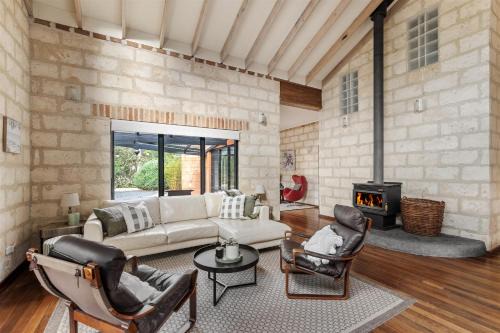 Grumblebum Cottage