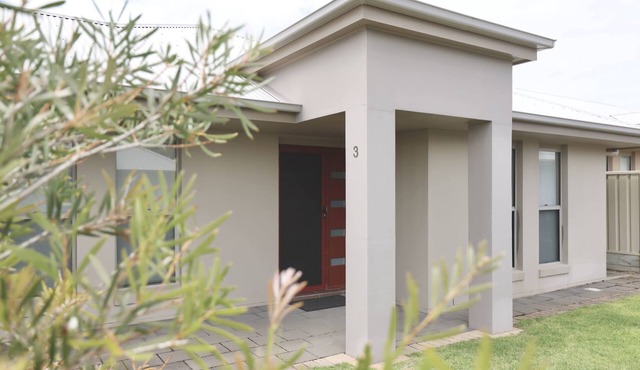Guichen Villa 3 - Wi-Fi, Pets welcome outside