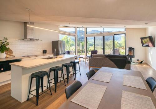 Gumleaf Villa Hosted by Halls Gap Accommodation