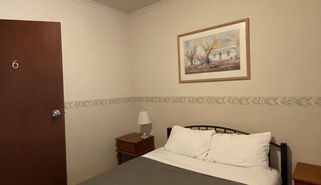 Halls Gap Tavern