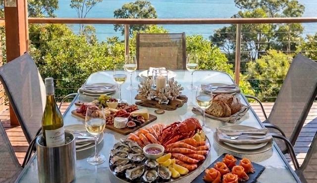 Hamilton Island 3BR Ocean View Apartment + Buggy & Transfers | Family Friendly