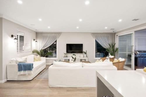 Harpley Estate - Luxurious Family Werribee Getaway