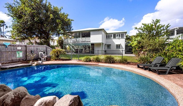Hidden Haven Balcony Views & Private Pool