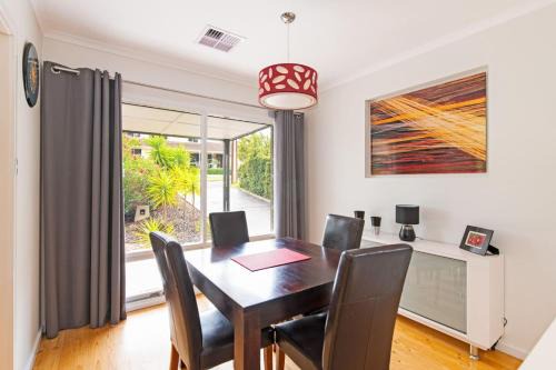 Home among the Gum Trees - free wine