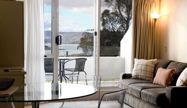 Horizons - 314/10 Kosciuszko Road
