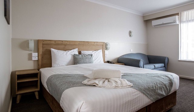Hospitality Esperance, SureStay Collection by Best Western