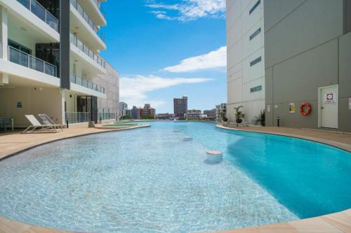 Inner City Studio Pool Free parking