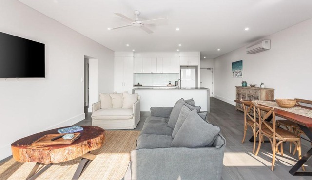 Ishtar Apartment 9 by Book Jervis Bay - Best Water Views in Huskisson