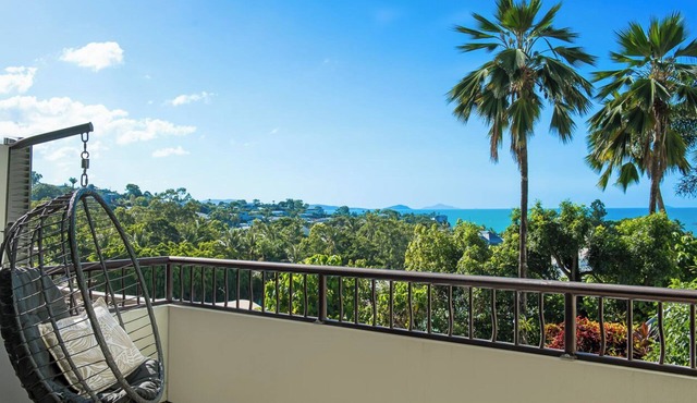 Island Views, Resort Pool & Gym – Steps from Airlie Beach Main Street