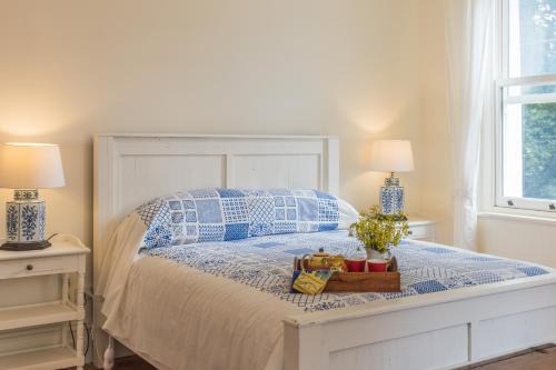 Islay House - Blue Room