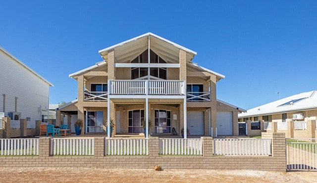 JBay Hideaway: 4 BR, 2 BA House in Jurien Bay, Sleeps 8