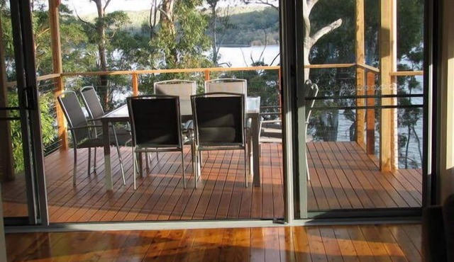 Jemmas ontheLake~5hp MotorBoat~Kayaks~SPA~Canoe~Pool&Table tennis~OutdoorPetstay