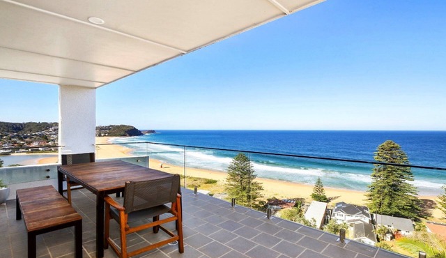 KAILANI VIEW | Ocean Views , WIFI | Accom Holidays
