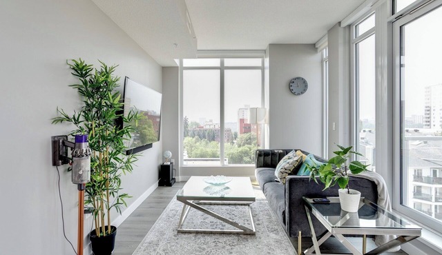King bed, Views, Near River Valley in Edmonton