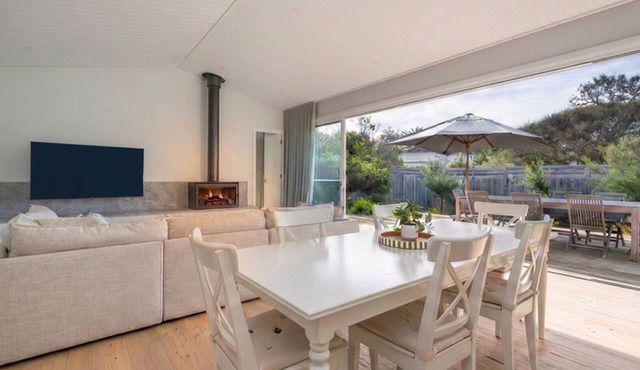 Koonya Modern Luxury Retreat | Blairgowrie Oasis