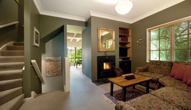 Lake Cottage in Daylesford