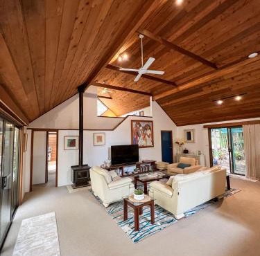Lake Russell Retreat