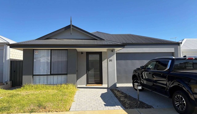 Lakelands Escape! Enjoy the best of Mandurah
