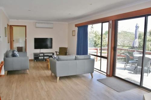 Laura's Pambula Beach