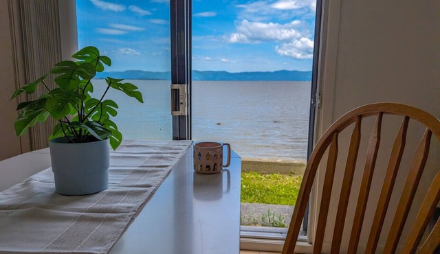 Les Chalets Bleus - Beautiful waterfront cottage - Cottage 6 in Cap-Saint-Ignace