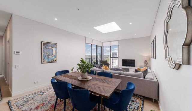 Level 13 Penthouse with City & National Park Views | Metro at Your Door