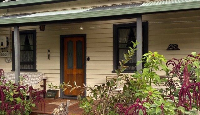 Lily Cottage for Couples