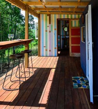 Little Soho- Romantic Vintage Stay l Noosa Hinterland in Traveston