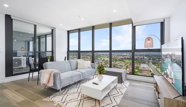 Liverpool Brand new 2 Bedroom APT View & Parking