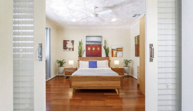 Lola's Retreat-South Fremantle close to the Beach