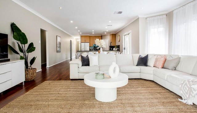 Lumina - A Spacious Haven Close to Adelaide's Best