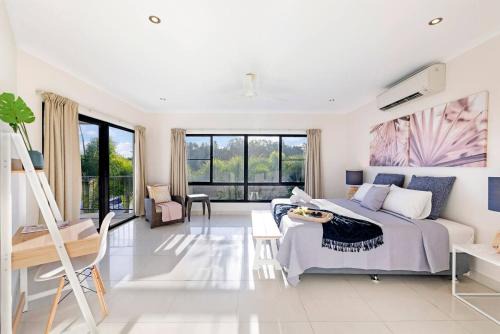 Luxe Bayview Oasis with Dream Waterfront Pool