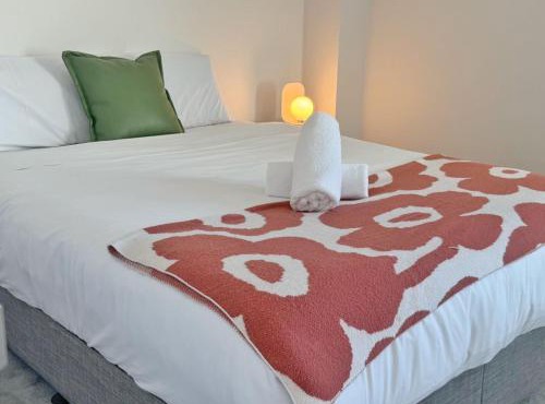 Luxury 2BR Stay near Olympic Park Parramatta FREE Parking