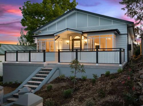 Luxury Heritage Home 10min Walk to Scenic World