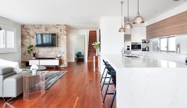 Luxury in Corlette 4 Drungall Ave