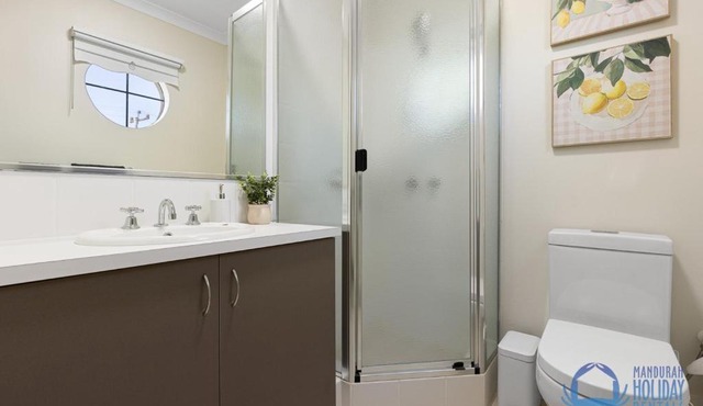 Mandurah Luxury on Sutton 1BR