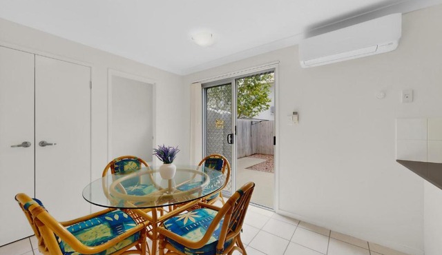 Mango Hill 3 Bedroom Family Accommodation in North Lakes