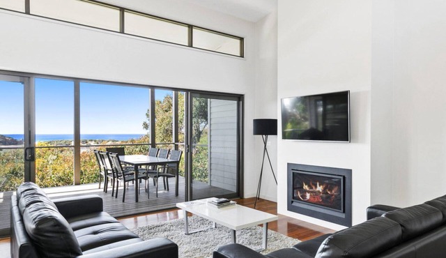 Manorola - Free Wifi, River & Ocean Views, Pets Welcome